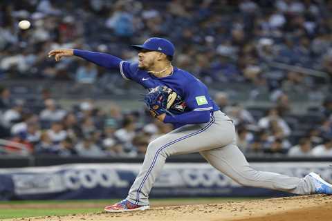 Jose Berrios undergoing elbow surgery in Blue Jays pitching crusher