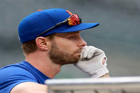 Mets DFA Austin Slater as outfielder carousel continues