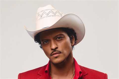 Bruno Mars Soars on Latin Charts With ‘Lo Arriesgo Todo,’ Spanish Rendition of ‘Risk It All’