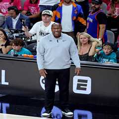 Knicks’ NBA Finals Game 1 report card: Mike Brown’s keen coaching paves way in win