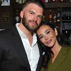 'Jersey Shore' Star Jenni 'JWoww' Farley Marries Wrestler Zack Carpinello