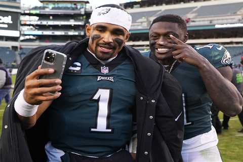 AJ Brown explains how Jalen Hurts friendship deteriorated before Patriots trade