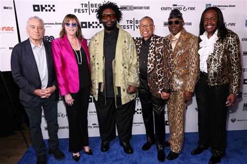 Questlove’s Ebullient, Incisive Earth, Wind & Fire Doc (And a Hit-Filled Set From the Band) Kicks..