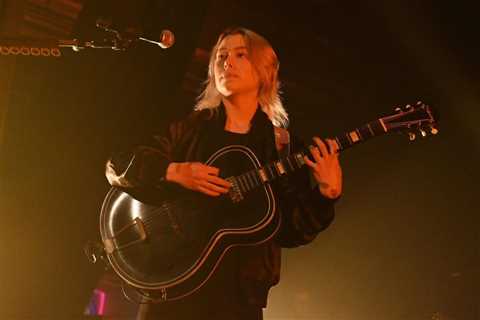 Phoebe Bridgers Slams ‘ICE Idiots’ & Debuts Songs From Her Existential New Album at MSG: 5 Best..