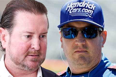 Kurt Busch Says His 'Heart Is Broken' Over Kyle's Death