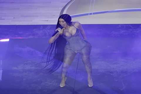 Charles Barkley, ‘Inside the NBA’ crew drool over Cardi B during halftime of Game 3