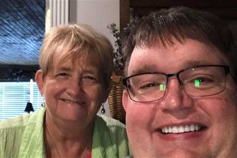 'Coffee Time with John and Momma' Influencer Dead After On-Camera Medical Episode