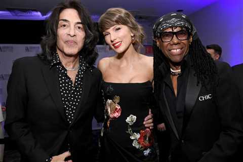 Songwriters Hall of Fame: Taylor Swift, RAYE, Alanis Morissette, John Fogerty, KISS & More Best..