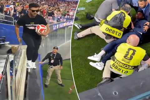 World Cup streaker attempt results in anticlimactic disaster at SoFi Stadium: ‘You dumb—’