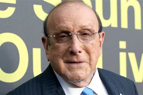 Music Mogul Clive Davis Dead at 94