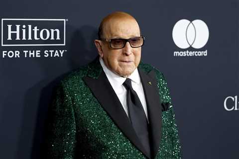 Bruce Springsteen, Alicia Keys & More Musicians Remember Clive Davis: ‘He Changed My Life’