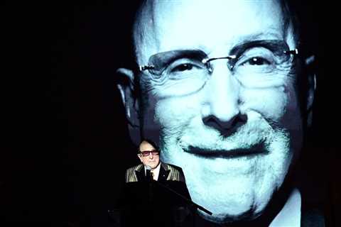Clive Davis: All His No. 1 Hits on the Billboard Hot 100, From Whitney Houston to Simon & Garfunkel