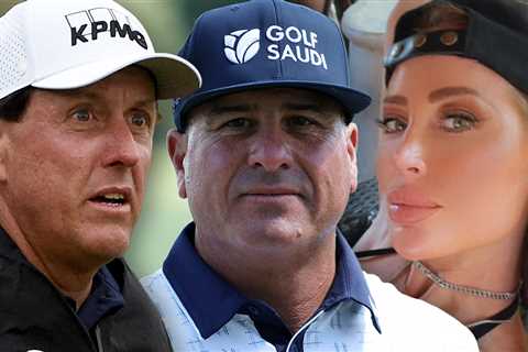 Phil Mickelson Allegedly Showed Photo Of Erect Penis To Golfers Wife