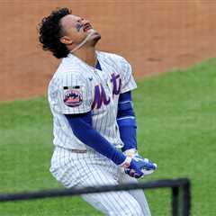 Mark Vientos exits matinee after taking pitch off hand in Mets injury concern