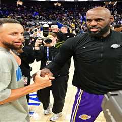 Warriors committed to Stephen Curry while weighing LeBron James alternatives