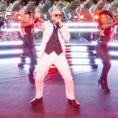 Pitbull Sets Guinness World Record With Largest Gathering of Bald Caps at BST Hyde Park Show: ‘We..