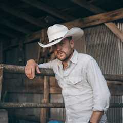 Justin Moore Reveals He Went to Rehab After Pausing Tour: ‘My Drinking Got Out of Control’