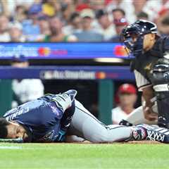 Junior Caminero exits All-Star Game after getting hit on hand in scary scene