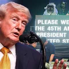 Trump Teleprompter Operator Allegedly Won Over $100K Betting on His Speeches