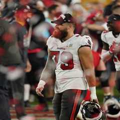 Buccaneers Super Bowl champion Pat O’Connor retires at 32