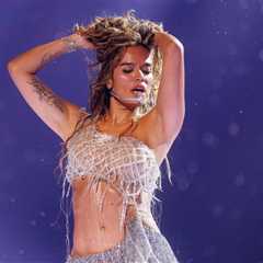 Karol G Kicks Off 2026 Viajando Por El Mundo Tropitour: Full Setlist