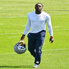 A.J. Brown called out by Mike Vrabel on first day of Patriots training camp