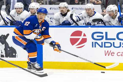 One domino will affect the Islanders’ entire free agency outlook