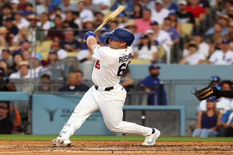 Dodgers score 12 unanswered after Roki Sasaki implosion in comeback over Padres