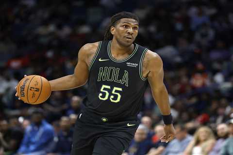 Lakers agree to $3.9M deal with Kevon Looney in NBA free agency