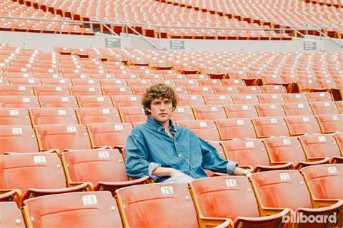 Chartbreaker: How ‘TruckTok’ and Angst Powered Vincent Mason’s ‘Damned If I Do’