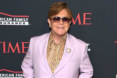 Elton John Finally Says Farewell to the Road With Mexico City Concerts