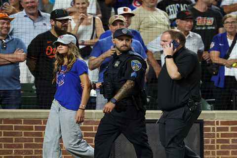 Fan gets onto field, dances around before last out of Cubs-Orioles game in bizarre scene