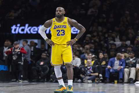 Shams Charania says ‘it’s decision time’ for LeBron James as teams make final pitches