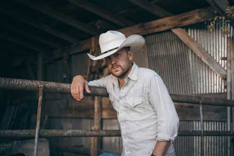 Justin Moore Reveals He Went to Rehab After Pausing Tour: ‘My Drinking Got Out of Control’