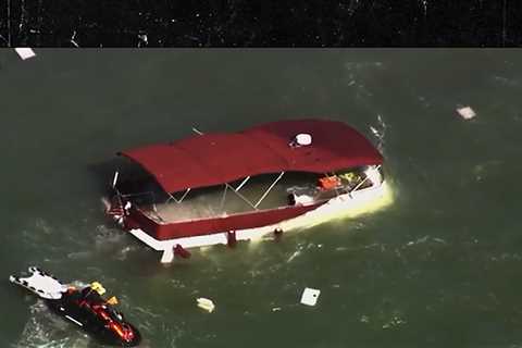 San Francisco Boat Sinks Near Alcatraz Island, 1 Dead, 1 Missing