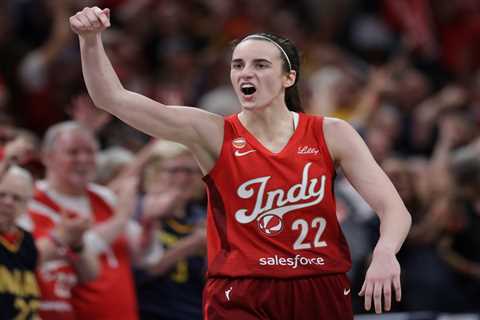 Caitlin Clark pours in 45 points in her best WNBA performance yet