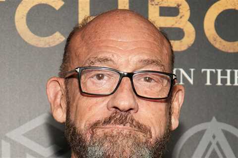 'The Mask' Director Chuck Russell Dead at 74