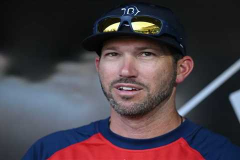 Red Sox’s Chad Tracy making case for AL Manager of the Year award