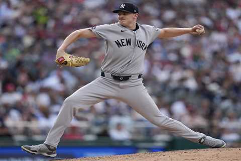 Brent Headrick delivers ‘electric’ performance to help Yankees escape tight spot