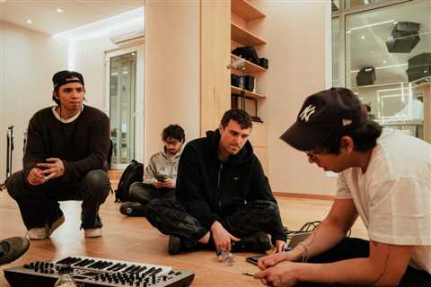 Fred again.. & Latin Mafia to Host Mixtape Production Livestream That Won’t End Until the Mixtape..