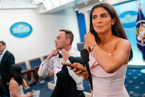 Kaitlan Collins Just Revealed What Trump Is Actually Like In Oval Office Press Conferences, And..