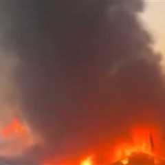 Insane Videos Show Washington Firefighters Battling Massive Blaze Near Spokane