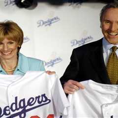 Frank McCourt saga shows uncertain times for Dodgers amid Lakers sale