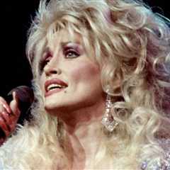 Celebrities Are Mourning The Death Of Dolly Parton, Country Music Legend