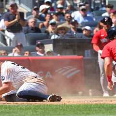 Sloppy Yankees suffer ugly loss to Red Sox in doubleheader matinee