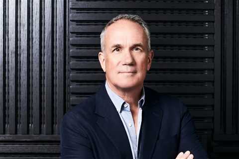 Tom Corson Named COO at Warner Music Group