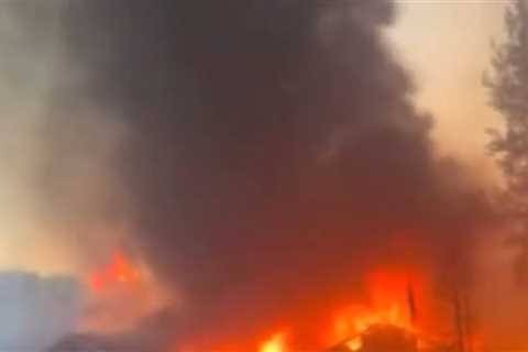 Insane Videos Show Washington Firefighters Battling Massive Blaze Near Spokane
