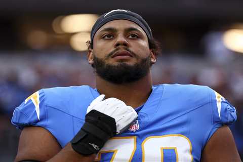 Rashawn Slater averts disaster, keeps Chargers’ season on rails