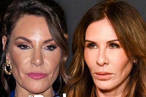 'RHONY' Carole Radziwill Fires Back at Luann de Lesseps After Diss