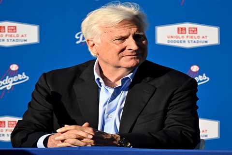 Lakers’ sudden $12.5 billion sale comes amid Mark Walter federal investigation
